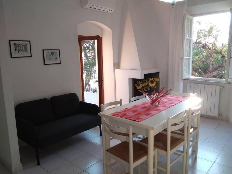 La Casa Dei Nonni - Services Included - Servizi Inclusi Capoliveri  Dış mekan fotoğraf
